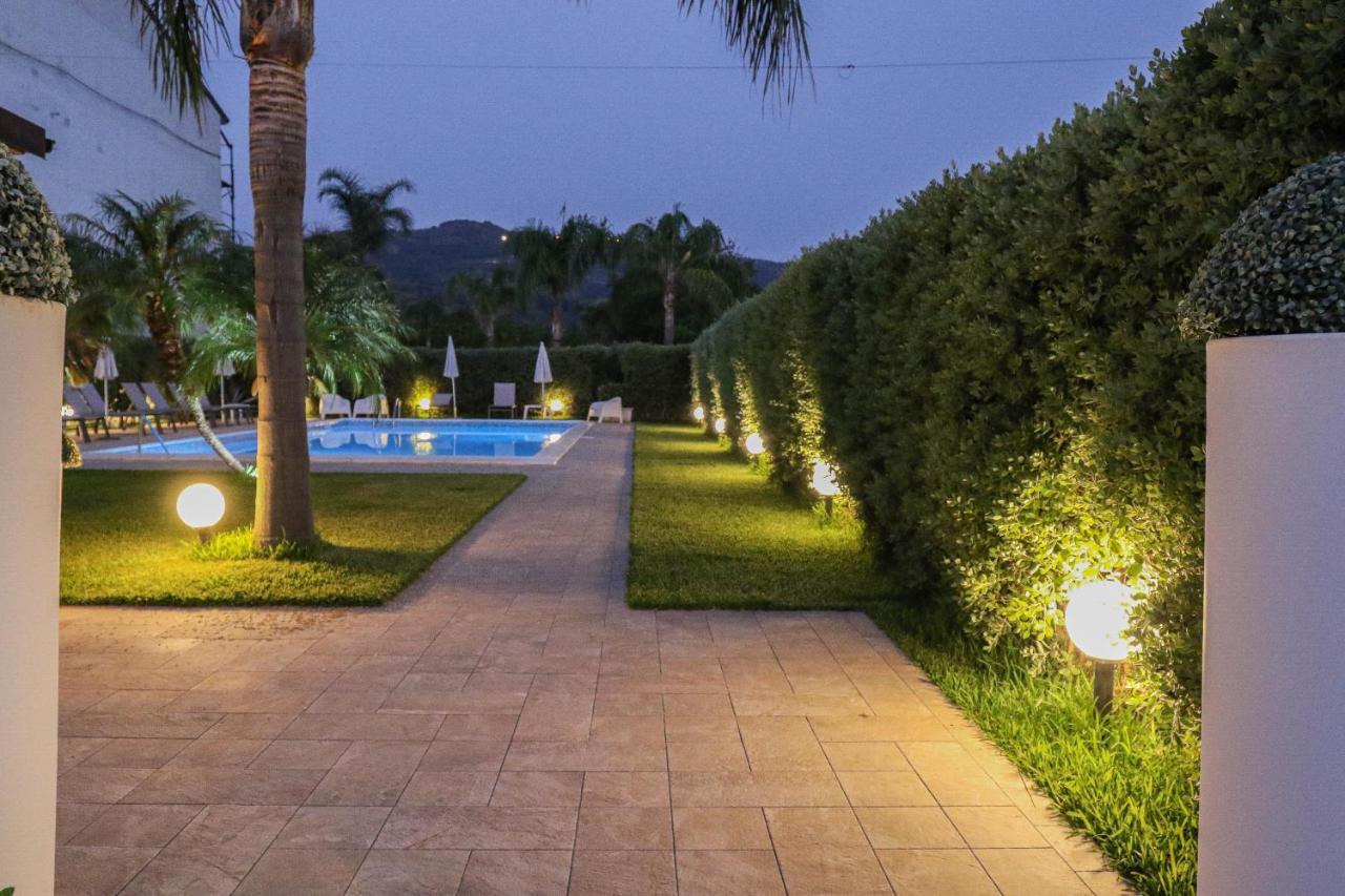 B&B Il Girasole Capo dʼOrlando Eksteriør billede