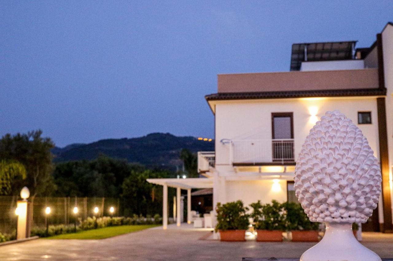 B&B Il Girasole Capo dʼOrlando Eksteriør billede
