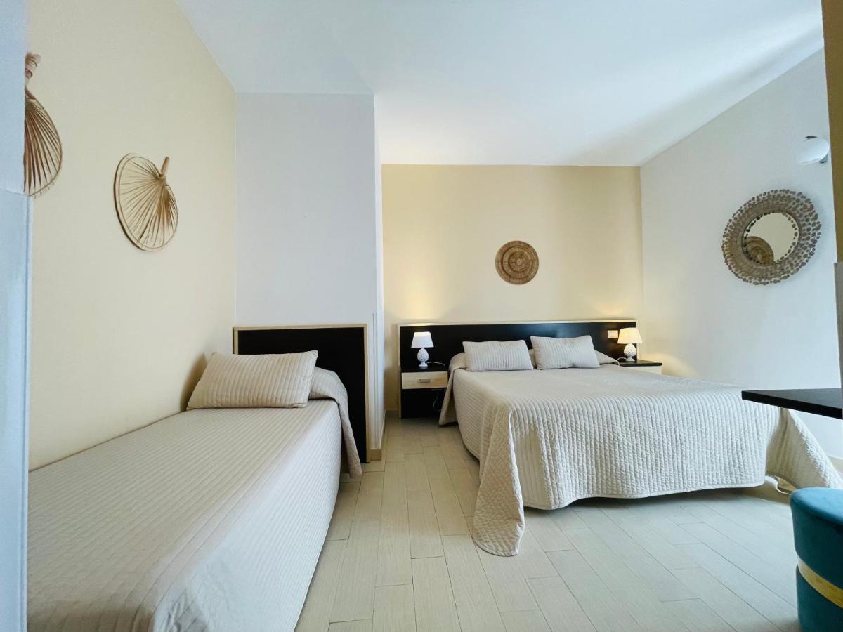 B&B Il Girasole Capo dʼOrlando Eksteriør billede