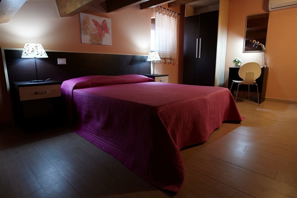 B&B Il Girasole Capo dʼOrlando Eksteriør billede